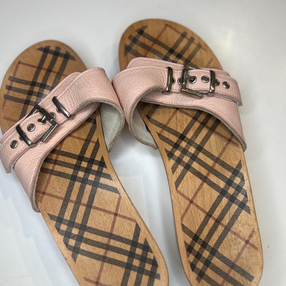 Authentic Burberry Clogs / Mule Sandals - Picture 7 of 13